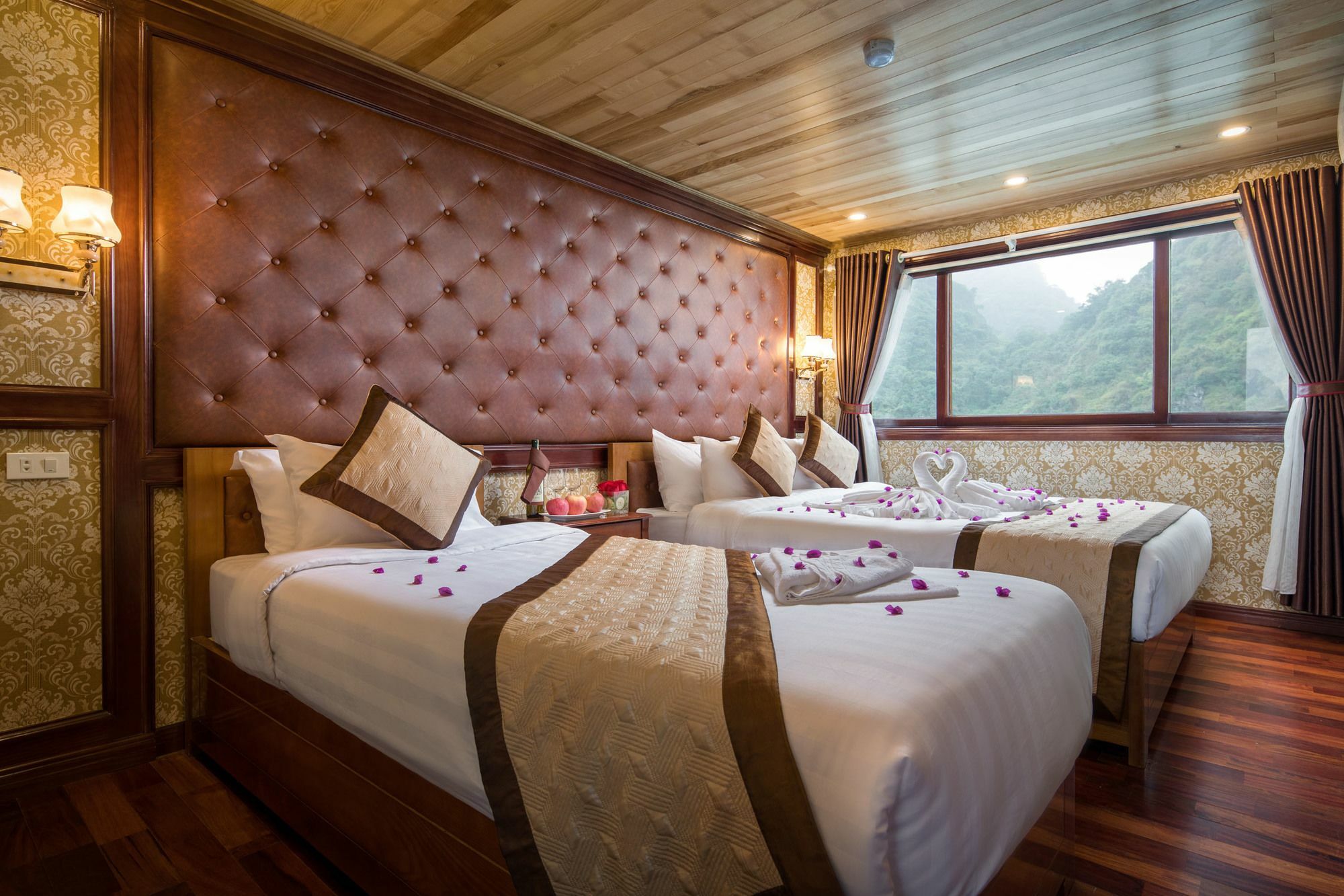 Harmony Boutique Cruises Hotel Ha Long Bagian luar foto