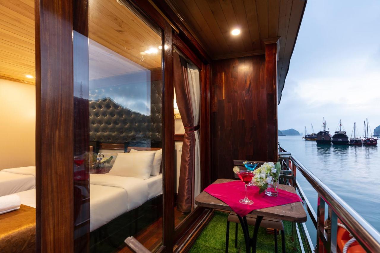 Harmony Boutique Cruises Hotel Ha Long Bagian luar foto